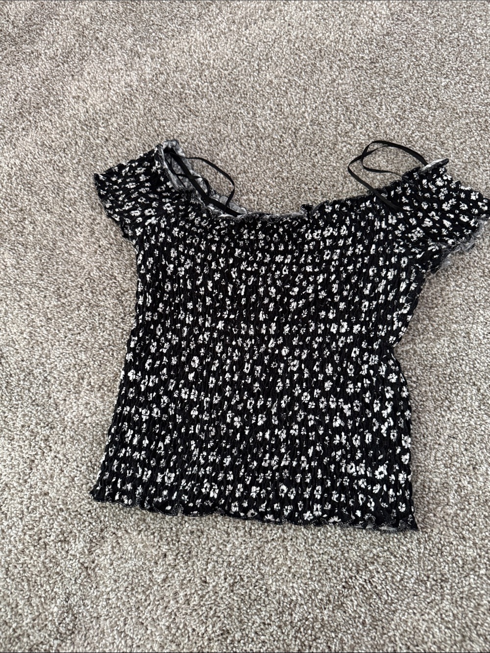 SO Black & White Floral Smocked Off-Shoulder Crop Top